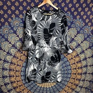 Leaf print & bell sleeved black & white dress